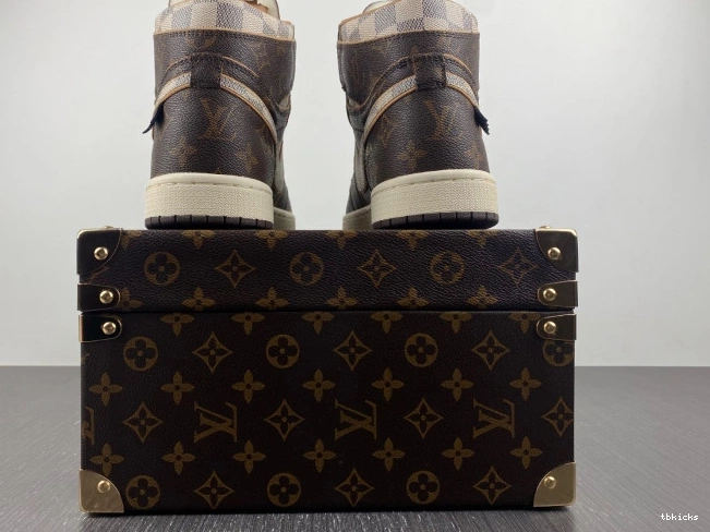 Rep TBK OFF-WHITE 1 Air x Jordan LV 0820